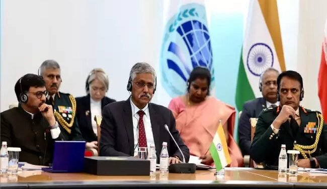 एससीओ रक्षा मंत्रियों की बैठक में ‘एक पृथ्वी, एक परिवार, एक भविष्य’ को बढ़ावा दिया गया