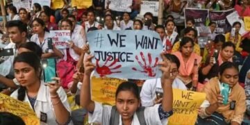 Kolkata Case: जारी है डॉक्टरों के प्रदर्शन: केंद्र सरकार ने की काम पर लौटने की अपील