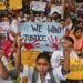 Kolkata Case: जारी है डॉक्टरों के प्रदर्शन: केंद्र सरकार ने की काम पर लौटने की अपील