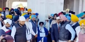 गोल्डन टेंपल में चल गई सुखबीर सिंह बादल पर गोली, अचानक पिस्टल से किया हमला, बढ़ाई गई सुरक्षा