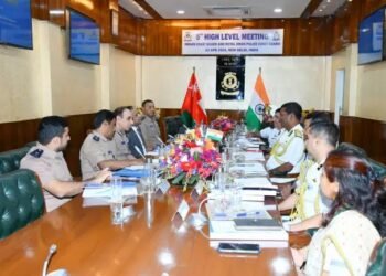 भारतीय तटरक्षक और रॉयल ओमान पुलिस तटरक्षक अधिकारियों की नई दिल्ली में बैठक