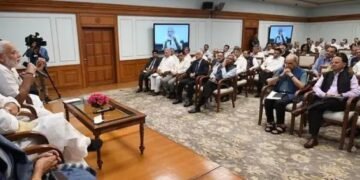 केंद्र सरकार ने नौकरशाही में किया बड़ा बदलाव, कई मंत्रालय के सचिवों का हुआ तबादला