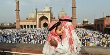 भारत के कई राज्यों में आज मनाई जा रही ईद, जानें क्या है इसके पीछे का कारण
