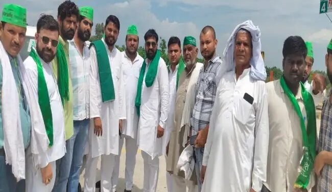 टोल प्लाजा पर भारतीय किसान यूनियन क्रांति का प्रदर्शन, संगठन पदाधिकारियों के वाहनों को न रोकने की रखी मांग