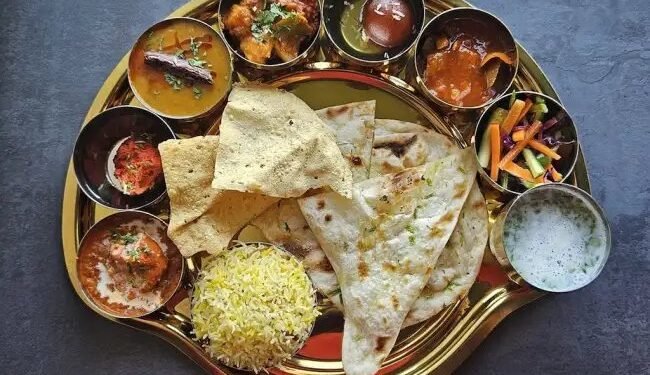 नवंबर में शाकाहारी थाली 32.7 रुपये,  जबकि मांसाहारी थाली 61.5 रुपये महंगी हुई