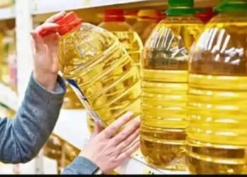 खाने के तेल की हो सकती है भारी किल्लत, तिलहन फसलों के रकबे में आई गिरावट
