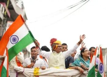 विदिशा, रायसेन में केंद्रीय कृषि मंत्री शिवराज सिंह चौहान ने निकाली तिरंगा यात्रा