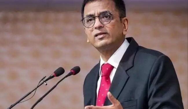 CJI चंद्रचूड़ ने की सरकार द्वारा लाए गए तीन नए कानूनों की तारीफ