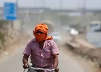 भीषण गर्मी की चपेट में आने से विभिन्न राज्यों में कम से कम 40 लोगों की मौत