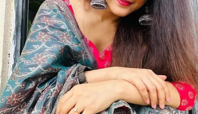 हर भारतीय लुक में खूबसूरती बिखेरती हैं मधुरिमा तुली