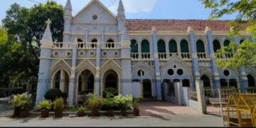 मुस्लिम लड़के और हिंदू लड़की के बीच विवाह मुस्लिम कानून के अनुसार वैध विवाह नहीं