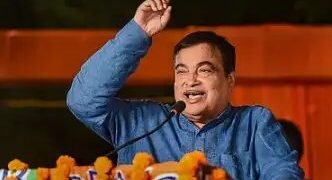 स्टील से बनती छत्रपति शिवाजी की मूर्ति तो नहीं गिरती.., नितिन गडकरी ने दी प्रतिक्रिया