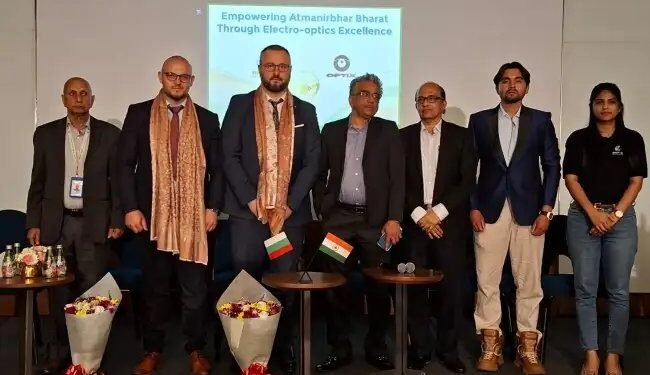 आरआरपी एस4ई इनोवेशन और ऑप्टिक्स बुल्गारिया की रणनीतिक साझेदारी