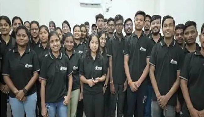 एसईसीएल के CSR कार्यक्रम ने 39 प्रतिभाशाली छात्रों को नीट 2024 में सफलता दिलाई