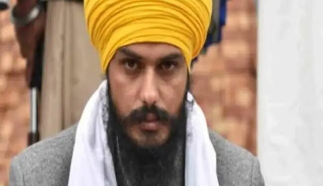 खडूर साहिब के सांसद अमृतपाल सिंह ने लिया शपथ