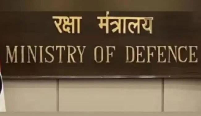 देशभर में स्पर्श सेवा केंद्र स्थापित करेगा रक्षा मंत्रालय, चार बैंको के साथ किया MOU