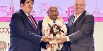 इफको के एमडी डॉ. उदय शंकर अवस्थी को किया रोशडेल पायनियर्स अवार्ड 2024 से सम्मानित!