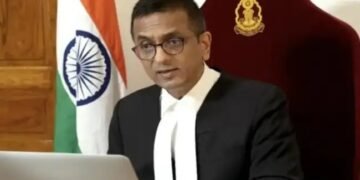 सुप्रीम कोर्ट ने एक महत्वपूर्ण आदेश में नाबालिग गर्भवती को गर्भ गिराने का आदेश दिया