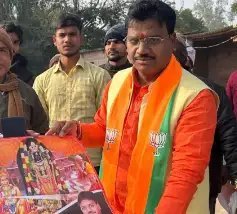 बीजेपी से मिल्कीपुर में चुनाव लड़ेंगे चंद्रभान पासवान, जानें कौन हैं बाकी पार्टियों के उम्मीदवार!