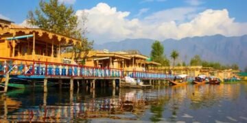 केंद्र सरकार का जम्मू- कश्मीर को लेकर बड़ा फैसला, उपराज्यपाल को मिली बड़ी शक्तियां