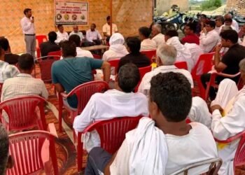हकृवि द्वारा गुलाबी सुंडी के प्रबंधन हेतु प्रशिक्षण कार्यक्रम आयोजित