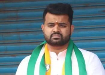 रेप केस में प्रज्वल रेवन्ना को दोषी ठहराया, फैसला सुनते ही कोर्ट में रो पड़े पूर्व JDS सांसद