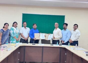 आयुर्वेद शिक्षा और नवाचार को मिलेगा बढ़ावा, AIIA–ICAINe और DSRRAU के बीच समझौता