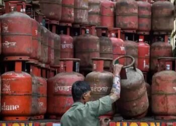 LPG गैस बुकिंग के नए नियम लागू, अब ऐसे मिलेगी सब्सिडी और समय पर सिलेंडर