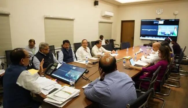 किसानों के हित में केंद्र पूरी तरह सतर्क, खरीफ तैयारियों की व्यापक समीक्षा
