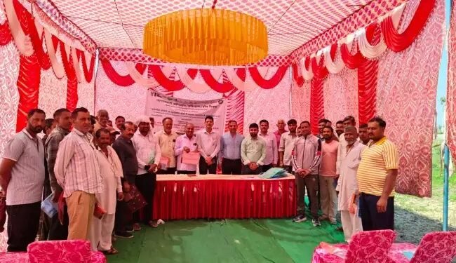 चौरा गांव में मक्का खेती पर जागरूकता कार्यक्रम, किसानों को आधुनिक तकनीकों की जानकारी