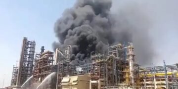 उद्घाटन से ठीक पहले पचपदरा रिफाइनरी में भीषण आग, CDU यूनिट में उठे धुएं के गुबार से मचा हड़कंप