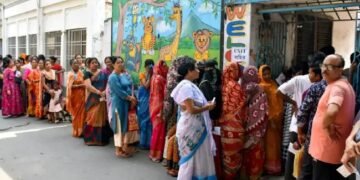 बंगाल में लोकतंत्र का महापर्व: पहले चरण में रिकॉर्ड वोटिंग, जनता ने दिखाया जबरदस्त उत्साह