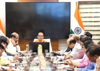 प्रधानमंत्री मोदी के आह्वान को शिवराज सिंह चौहान ने बताया “राष्ट्र पुनर्निर्माण का महायज्ञ”, कृषि मंत्रालय में बड़े बदलावों की शुरुआत
