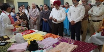 राष्ट्रीय वस्त्र दिवस उत्साह और सांस्कृतिक रंगों के साथ मनाया गया