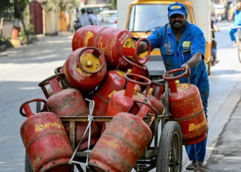 अब LPG पर सख्ती! डबल कनेक्शन बंद, OTP से मिलेगी डिलीवरी—आज से लागू हुए 3 बड़े नियम