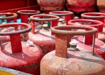 5-kg LPG 48% बढ़ा, बल्क डीज़ल बढ़ा; ग्लोबल ATF 5.3% बढ़ा