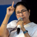 3 घंटे तक ममता का धरना, कार्यकर्ताओं का पहरा… TMC vs EC टकराव ने गरमाई सियासत