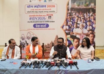 विश्व धरोहर खजुराहो में योग की गूंज, अंतर्राष्ट्रीय योग दिवस 2026 के लिए शुरू हुआ 25 दिवसीय काउंटडाउन