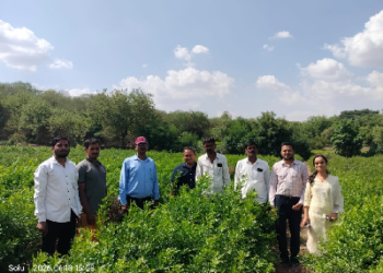 खेत बचाओ अभियान के तहत पुणे में किसानों को मृदा स्वास्थ्य संरक्षण का दिया गया संदेश, फूलों की खेती में टिकाऊ तकनीकों पर जोर