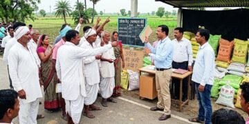 कर्नाटक में उर्वरक उपलब्धता को लेकर विवाद, राज्य और केंद्र के आंकड़ों में बड़ा अंतर