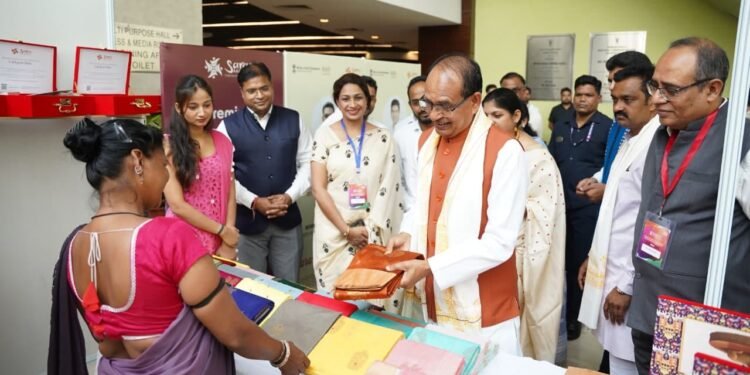 राष्ट्रीय ग्रामीण विकास सम्मेलन 2026: विकसित भारत के लिए तैयार हुआ नया रोडमैप, ग्रामीण महिला उद्यमियों को मिलेगा बड़ा बाजार