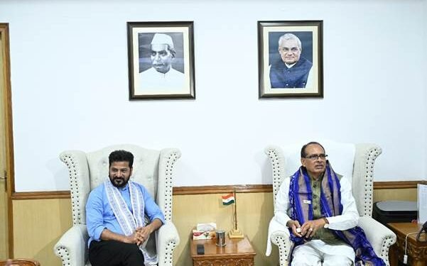ग्रामीण विकास योजनाओं की हुई समीक्षा