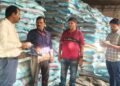 वाराणसी में उर्वरक की कालाबाजारी और ओवररेटिंग पर प्रशासन