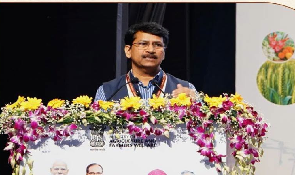 रबी अभियान 2026 में रबी की तैयारियों को लेकर डिजिटल सेवा, दलहन में आत्मनिर्भरता, डिजिटल कृषि, जैसे महत्वपूर्ण पहलुओं से जोड़ते हुए राष्ट्रीय कृषि सम्मेलन के दूसरे दिन विभिन्न विषयों पर विस्तृत प्रस्तुतियां दी गईं।