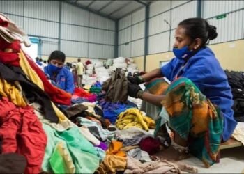 केंद्रीय मंत्री की मौजूदगी में हुआ समझौता