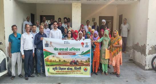 Scientists interacted directly with farmers in rural Delhi as part of the "Save the Farm Campaign," emphasizing improved Rabi crop yields.