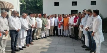 Farmers from Madhya Pradesh set out to learn new farming techniques and will see successful farming models in Delhi, Haryana and Punjab.